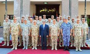 drhossamsamy65's tweet photo. خلاصة الكلام: 

السيسي ونظامه العسكرى وقادة الجيش المصرى العسكريين الموالين له قاموا بالاتى: 

١- تسليم جزر تيران وصنافير الاستراتيجية الى إسرائيل عن طريق السعودية.

٢- تسليم حصة نهر النيل المصرية لاثيوبيا عن طريق السكوت على سد النهضة.

٣- التنازل عن آبار الغاز المصرية فى البحر المتوسط لإسرائيل.

٤- تسليم معبر رفح و محور فيلادلفيا هدية وبدون اى مقاومة لإسرائيل التى لم تنتظر طويلا فقامت بانشاء قاعدة عسكرية لها عند المعبر..

٥- باع كل الأصول السيادية المصرية والشركات المصرية الرابحة لرؤوس اموال يهودية تتخفى وراء سمسارهم دويلة الامارات العبرية.