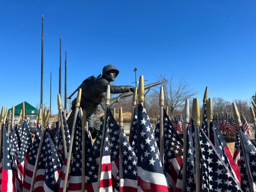MAJ_Madden's tweet photo. We've been talking about Town Names every monday... and while not strange, today we must mention
BEDFORD, Virginia
During WW2, they lost in one week 23 of their 35 soldiers. It was the highest per capita loss for any U.S. community.
#MiM #TownNames #NotForgotten #VeteransDay https://t.co/ljaRjGKnMI