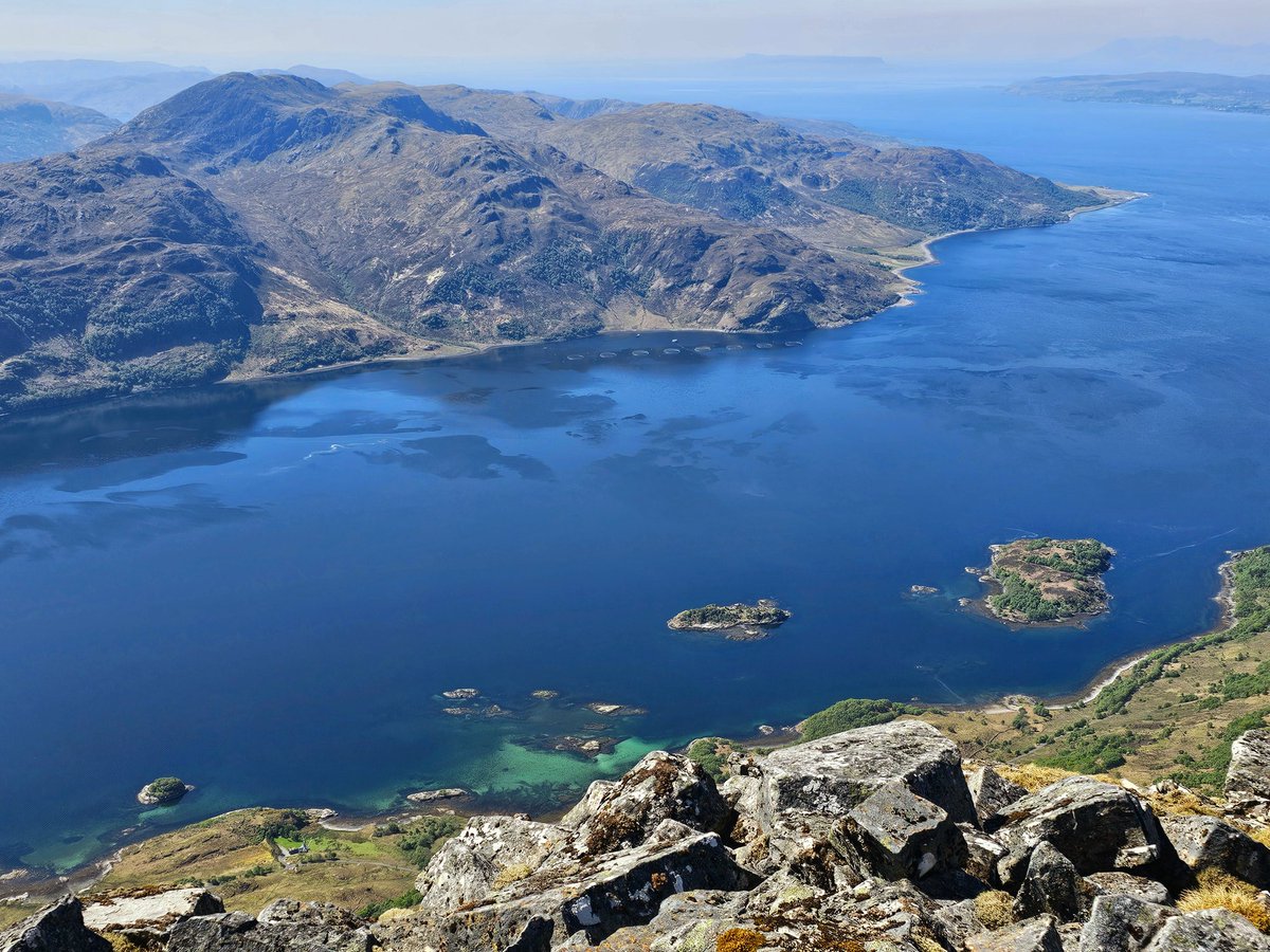 ewanhendo's tweet photo. Beinn Sgritheall (Scree Mountain) is a steep pull up from the idyllic village of Arnisdale.
But the panoramic views to Knoydart, Skye, and back across the Glenelg peninsula were worth it #Scotland https://t.co/tMSd2xR1vj