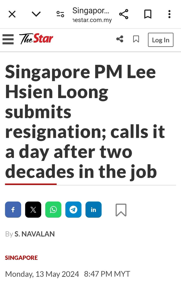 Jonathan Seagullis saying 'hear hear' to the PM of Singapore... the day before he resigns.