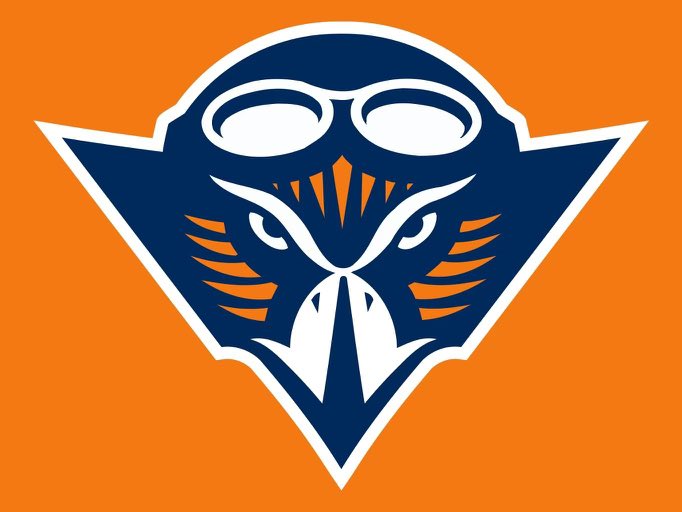 Tyler Lofton (@tylerlofton3_) on Twitter photo After a great conversation with <a href="/CoachModelski/">Daniel Modelski</a>. I am blessed to receive my first scholarship offer from <a href="/UTM_FOOTBALL/">UT Martin Football</a>. <a href="/BrotherRiceFB/">Brother Rice Football</a> <a href="/CoachQuedenfeld/">Coach Quedenfeld</a> <a href="/CoachCano/">ONEighty Athletics</a> <a href="/EDGYTIM/">Timothy “EDGYTIM” OHalloran</a> <a href="/LemmingReport/">Tom Lemming</a> <a href="/DeepDishFB/">DEEP DISH FOOTBALL</a> <a href="/PrepRedzoneIL/">Prep Redzone Illinois</a> After a great conversation with <a href="/CoachModelski/">Daniel Modelski</a>. I am blessed to receive my first scholarship offer from <a href="/UTM_FOOTBALL/">UT Martin Football</a>. <a href="/BrotherRiceFB/">Brother Rice Football</a> <a href="/CoachQuedenfeld/">Coach Quedenfeld</a> <a href="/CoachCano/">ONEighty Athletics</a> <a href="/EDGYTIM/">Timothy “EDGYTIM” OHalloran</a> <a href="/LemmingReport/">Tom Lemming</a> <a href="/DeepDishFB/">DEEP DISH FOOTBALL</a> <a href="/PrepRedzoneIL/">Prep Redzone Illinois</a>