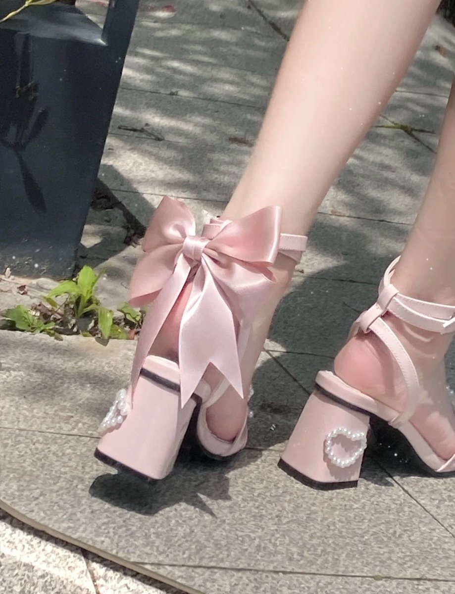 bow shoes
