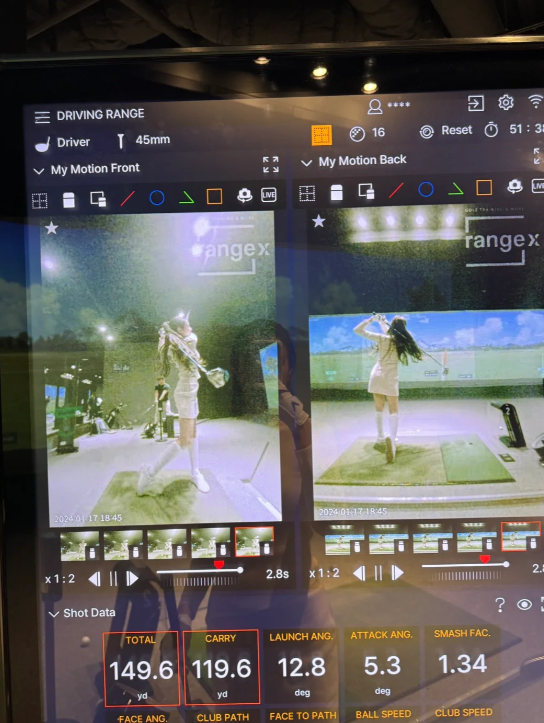 Violet_NY's tweet photo. 7番アイアンの飛距離はせいぜい104ヤードで、ドライバーは150ヤードを切ることは決してない。大丈夫、このスポーツに一生を費やしてもいい、と自分に言い聞かせるたびに、自分自身と葛藤する。 https://t.co/US3prE4eh8