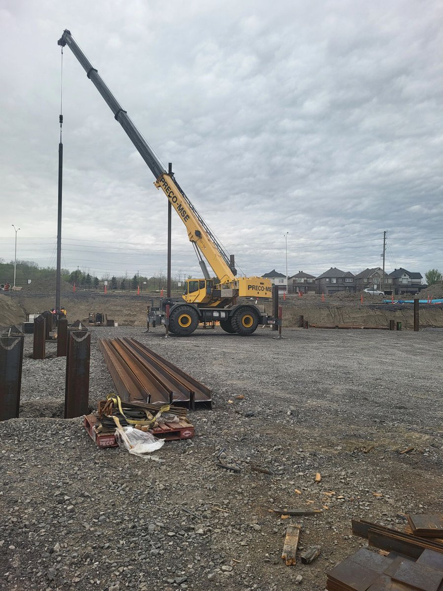 actsafetycan's tweet photo. Some excellent work at the new South Ottawa Police Station! Safety is a top priority!

#safety #construction #drilling https://t.co/pMkqg0oogT