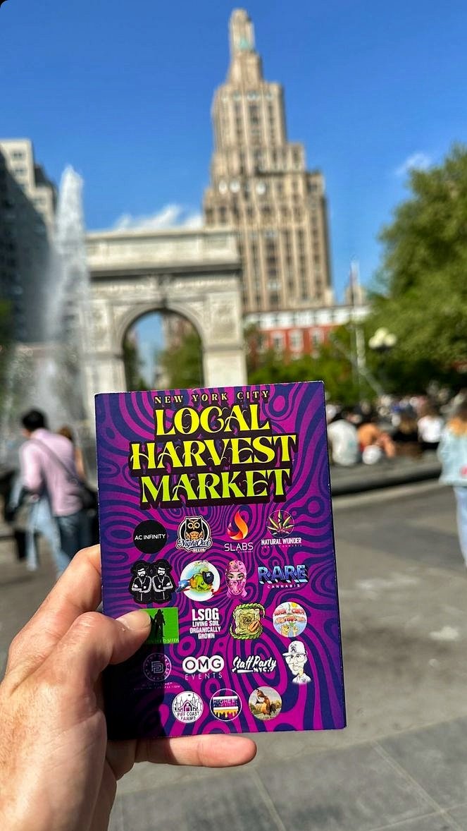 MutationsArtWrk's tweet photo. Flyer designs for "Tri Borough Tropics" event Harvest Market .
by @MutationsArtWrk

https://t.co/bUB1cFMI42
#MutationsArtWork #Design #Cannabis #NYC #NewYork #marijuana #Art https://t.co/rNtoWen0my