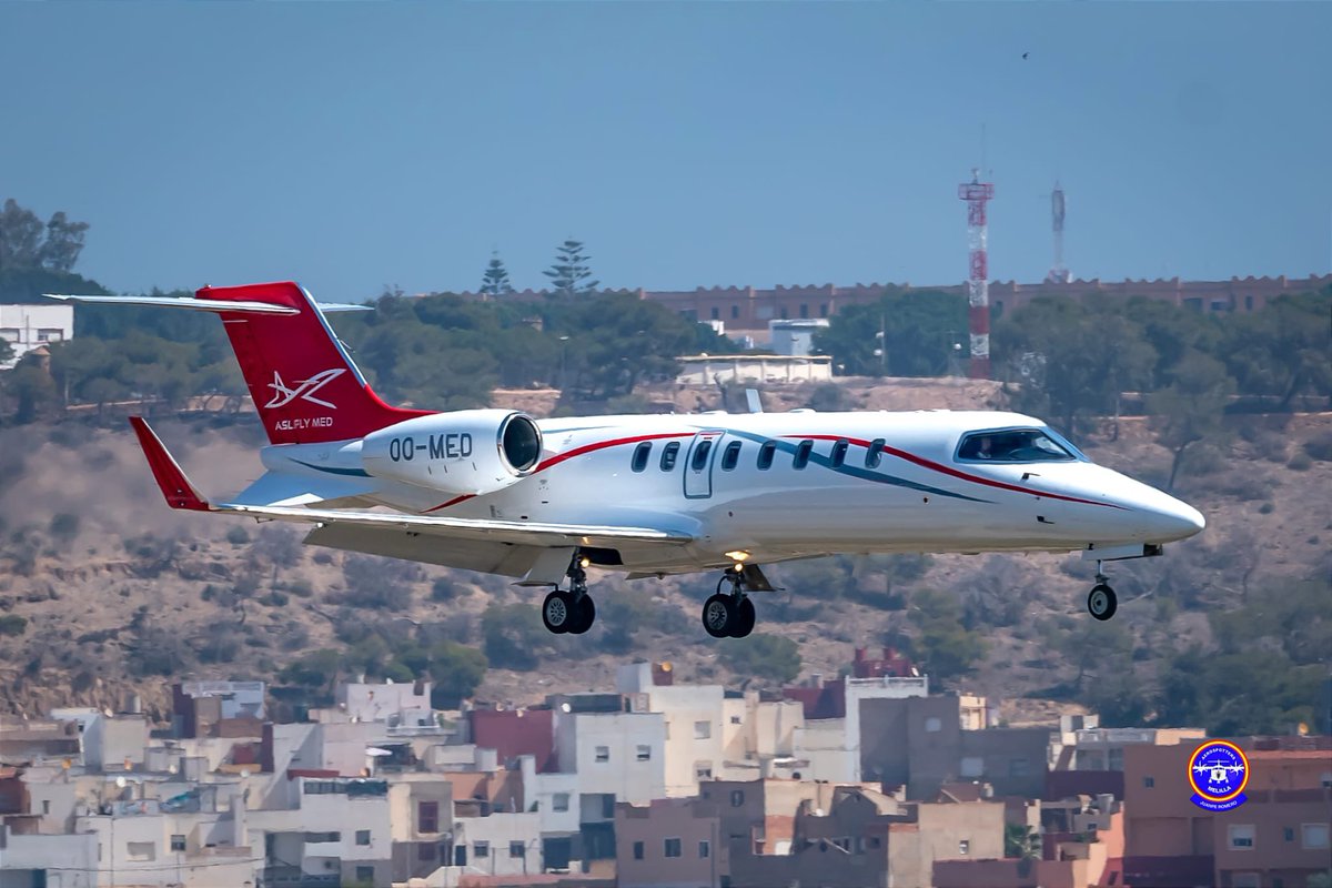 SpottersMelilla's tweet image. Esta mañana tuvimos la visita en #MelillaMLN de este Learjet 45 de #ASLFlyMed perteneciente a @ASLGroup, OO-MED, procedente de #LiejaLGG.
Aquí vemos como toma por la #rwy15. Posteriormente despegó hacia #MurciaRMU.
.
.
Foto📸: Ángel Migens
Foto📸: Juanpe Romero
@AvistamientosA