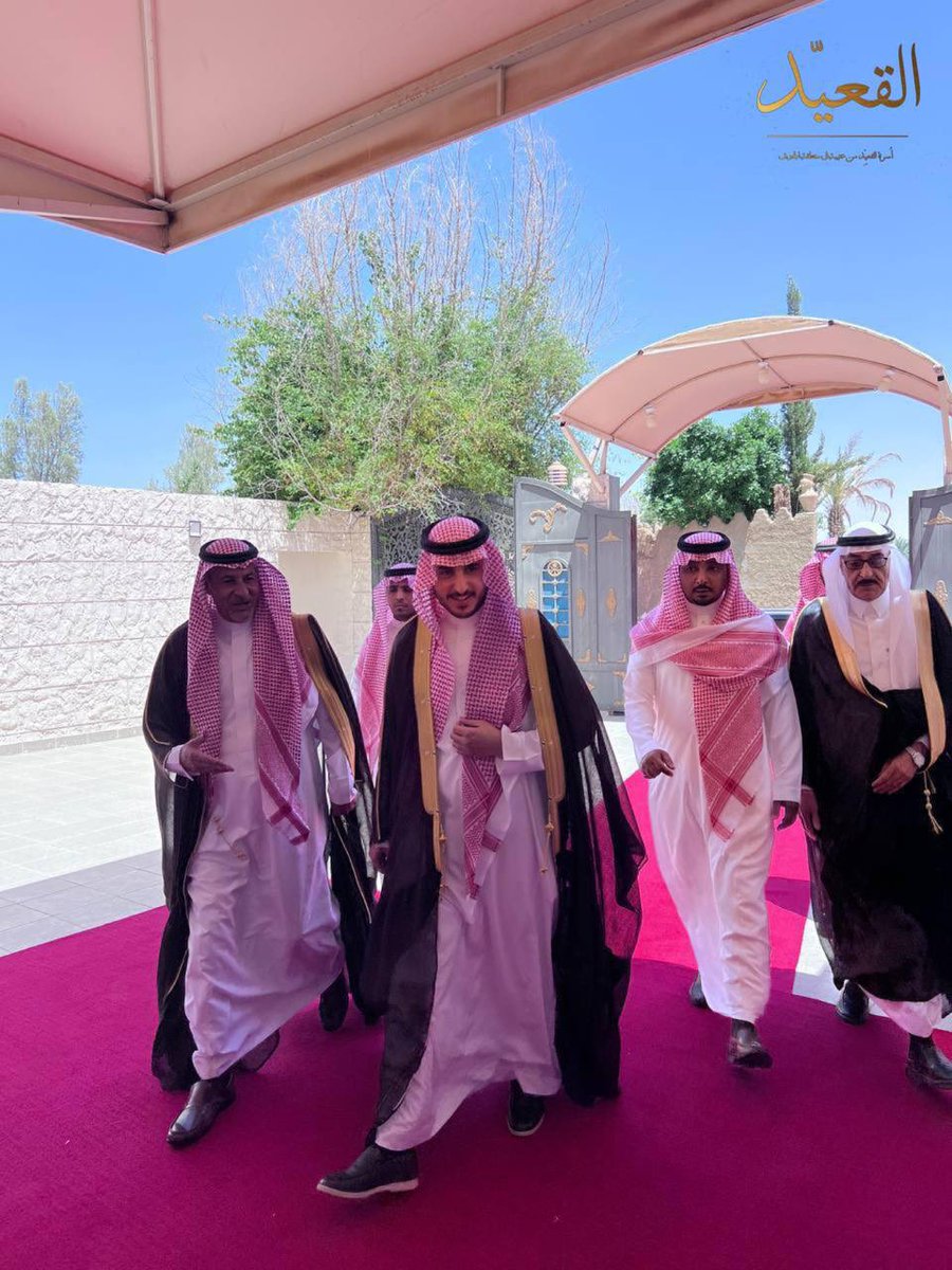 Algaeidfamily's tweet photo. تشرفت أسرة القعيّد بزيارة صاحب السمو الملكي الامير فيصل بن نواف بن عبدالعزيز أمير منطقة الجوف -حفظه الله-لديوان القعيّد وكان باستقباله 
خالد بن عبدالرحمن القعيّد 
أحمد بن عتيق القعيّد
معرِّف أهل الغرب / سالم بن عبدالرحمن القعيّد https://t.co/IFsEFUXGDG