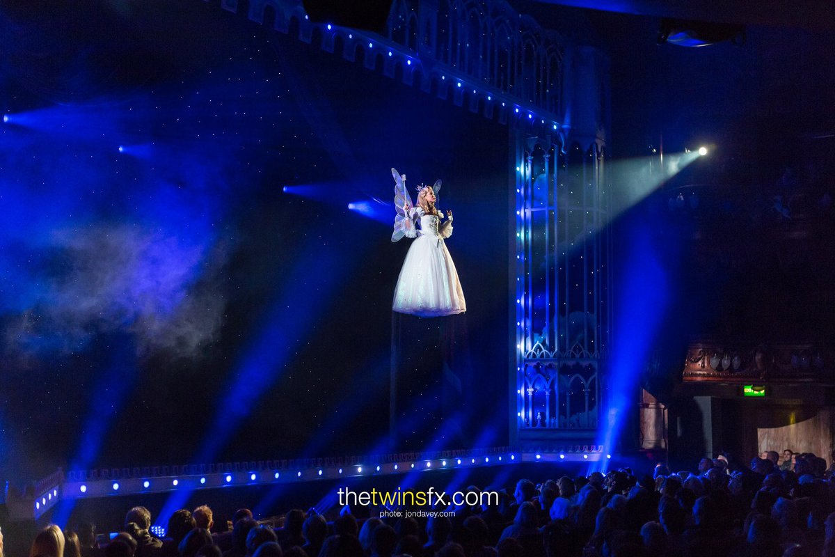 theillusionists's tweet photo. Our Flying Without Wires system is incredibly versatile…with around 60+ systems in our collection! We have an a system for pretty much everything: flying a person, cameras, effects, and so much more…
Often imitated, never duplicated. #flyingeffects #theatre #uktheatre #twinsfx https://t.co/vULPzwiawh