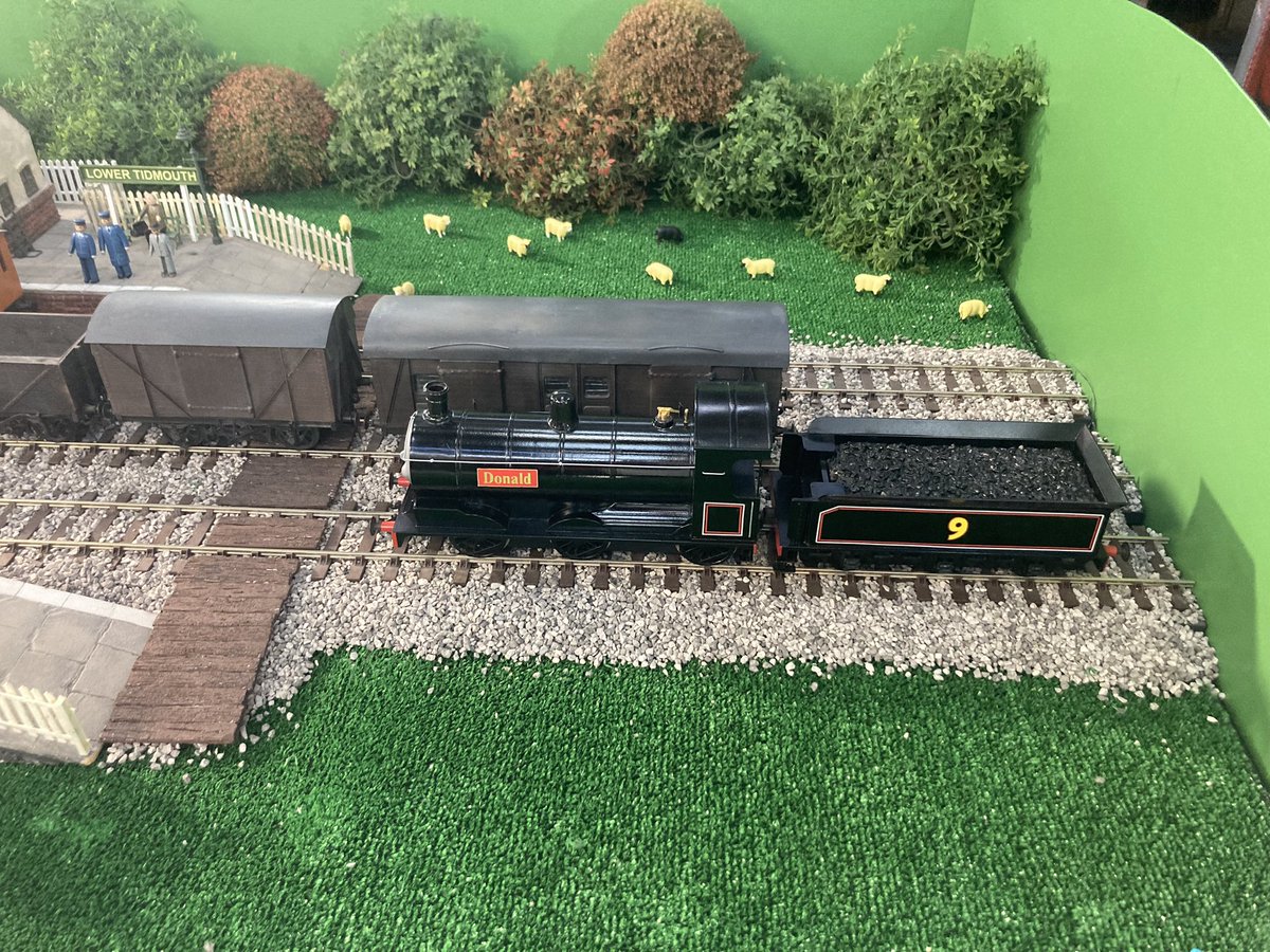 SodorSamurai's tweet photo. Despite everything TomsProps did, I still miss going to his displays at select model railway shows. https://t.co/quj3h5YTyl
