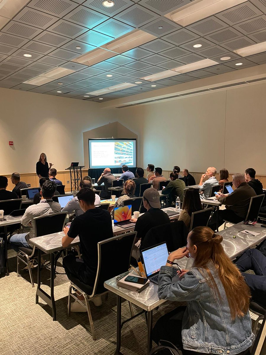 We have lift off! 💥 Starting #SaaStockUSA 2024 with our SaaS City bootcamps. This morning's sessions were led by @aprildunford, Kevin Dorsey, and @kyletcoleman #SaaS #bootcamp #workshops #SaaSCity #marketingmasterclass #CEO #revenueandretention