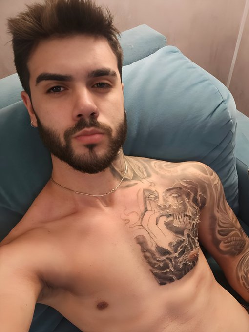 👊🏽 https://t.co/ubRi370jjF