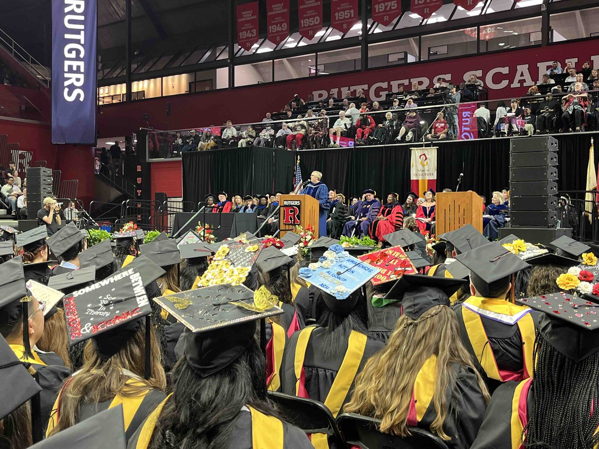 RutgersSSW's tweet photo. Our esteemed convocation speaker, Dr. Susan Parish, #RutgersSSW alum and President of Mercy University. #russw2024 #rutgers #rutgersu #socialwork #socialworker #socialworkstudent #socialworkgrad #classof2024 https://t.co/Y0w80zjajR
