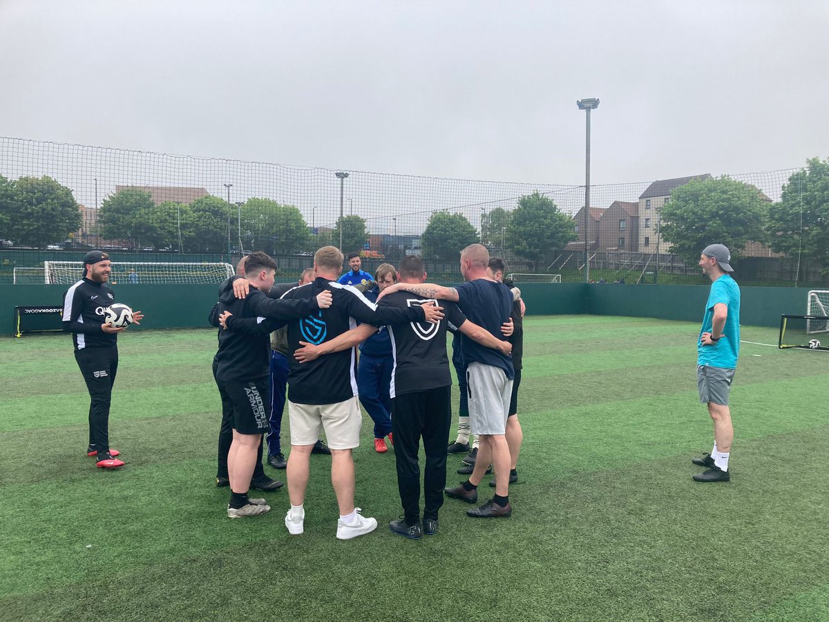 Big well done to all the 14 players and volunteers from @streetsoccerSCO who completed their SFA 1.1 coaching course at Portobello today and thanks to Scott from @ScotFASouthEast for a great course