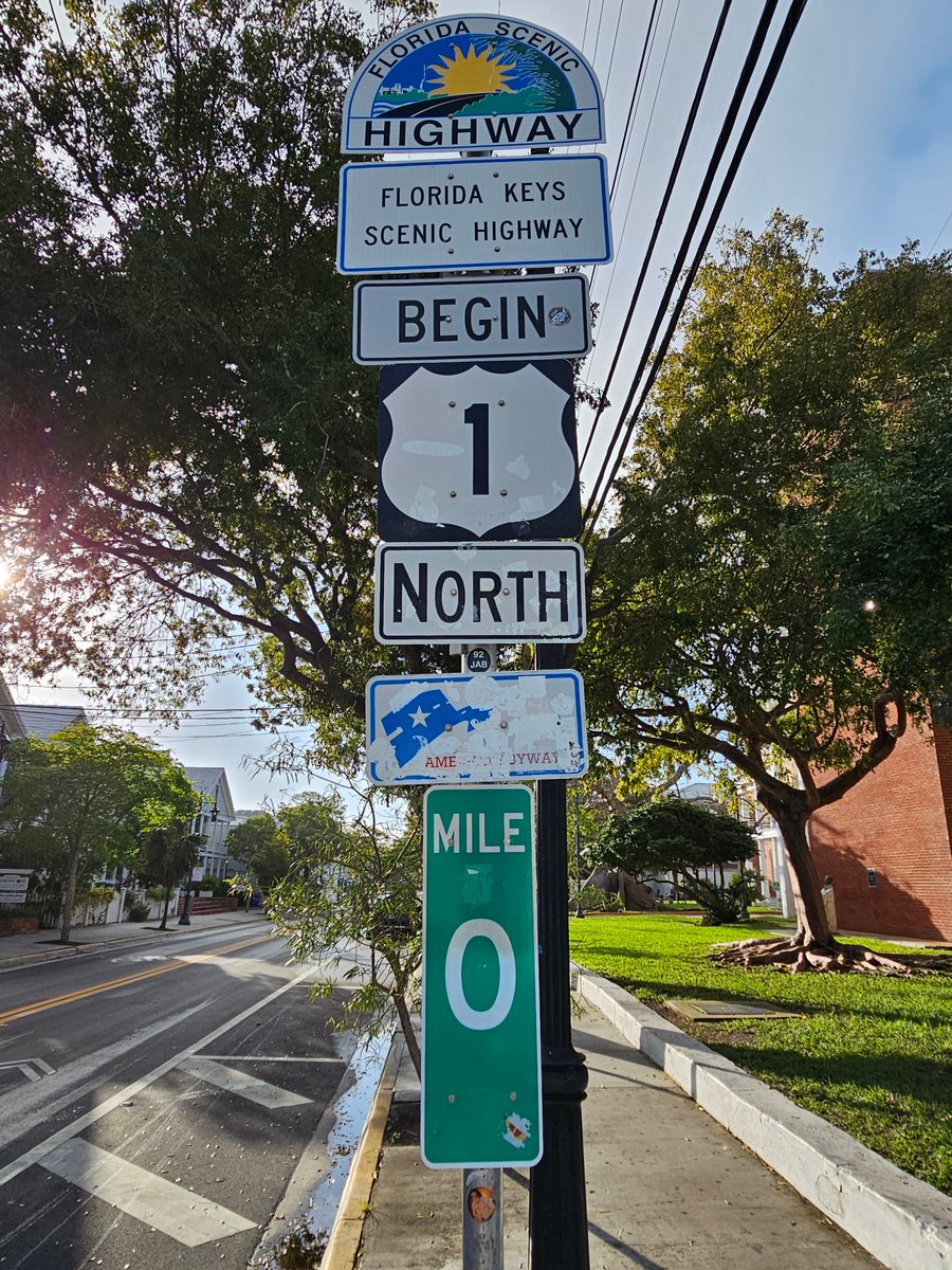 FlaKeysResorts's tweet photo. 📷 Who's leaving Key West this Monday morning? 📷 Snap one last pic at Mile Marker Zero before you head north on Route 1! And, don't worry, we'll keep the sunshine and good vibes flowing with tons of pics until you're back in paradise! 📷📷
#KeyWest #MileMarkerZero #Route1 #IslandLife #VacationOver #SeeYouSoon #MileZero #Highway1 #VacationVibes #MiamiBound #IslandGoodbye