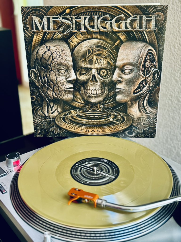 Released 29 years ago 🫵💪🤘 Now Spinning Destroy Erase Improve,1995 by Meshuggah 2018 US Reissue. Limited Edition to 300 copies in Gold Colored vinyl. Label: Nuclear Blast #vinylcommunity #vinylcollection #vinyladdict @meshuggah