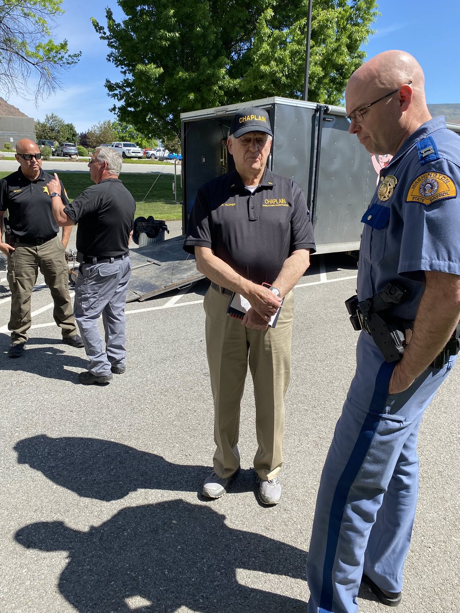 Our District 6 WSP Chaplains stopped by and provided us BBQ for Law Enforcement Appreciation week. We love our Chaplains….