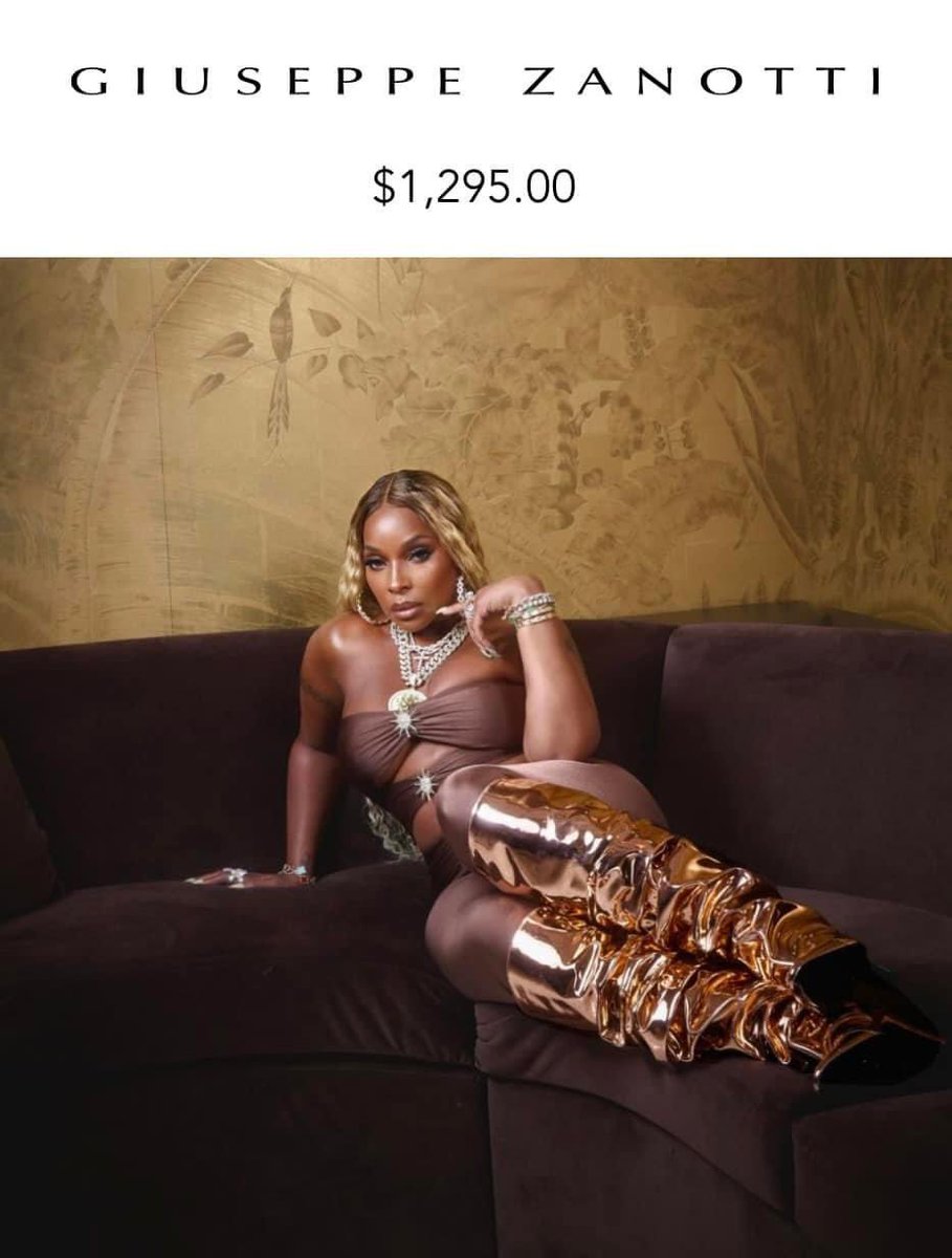 itsSierraNicole's tweet image. Mary J Blige is teaching us a Million Dollar Lesson

It’s that everybody is NOT your target audience!

This new collab between Mary J Blige and Giuseppe Zanotti is genius! 

Mary has been known for having the thigh high boots as a part of her signature look since the 90s

There…