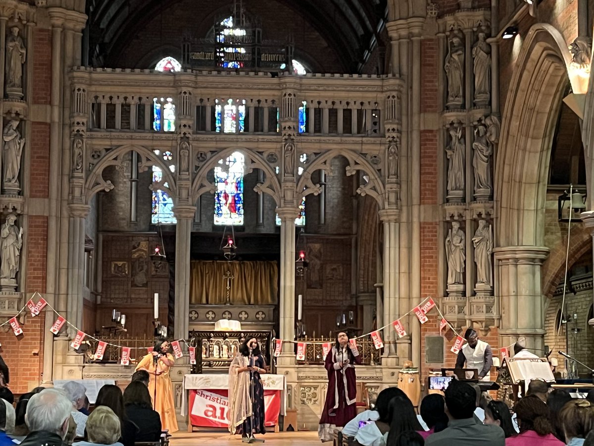 ChineMcDonald's tweet photo. A joy to represent @christian_aid at a fundraising concert at the local church closest to my house. Sidcup's got talent! Thanks so much @SJESidcup for an evening of music from Hindi, Chinese, Nigerian groups & more, to raise vital £££ for some of the world's poorest ❤️
#CAWeek https://t.co/SH1IG89wuA