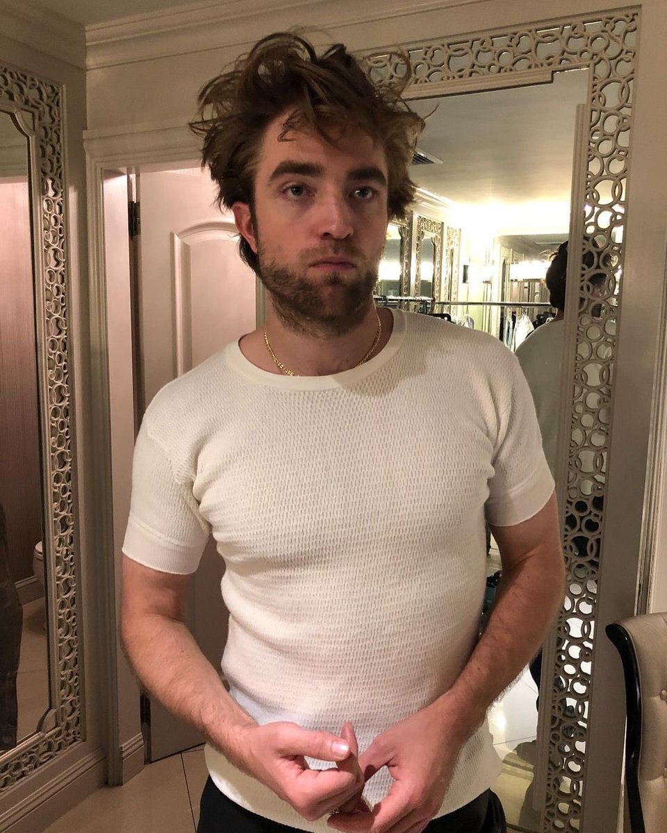 pattinsondjo's tweet photo. my fav type of rob pictures fr https://t.co/PFpOrGl84L