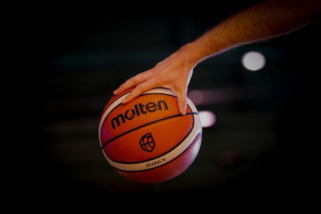 CompeticionFEB's tweet photo. ⤴️ #FaseFinal1ªDivisión: Huelva y Granada serán las sedes de la Fase Final de 1ª División Femenina

▶ Las seis plazas de ascenso a la #LF2 se pondrán en juego con @GMASB_ (Grupo A) y @CiudadDeHuelva (Grupo B) como anfitriones 

📝 Más información ⬇
https://t.co/eWTHM2NYYh https://t.co/dFETmW9yE4