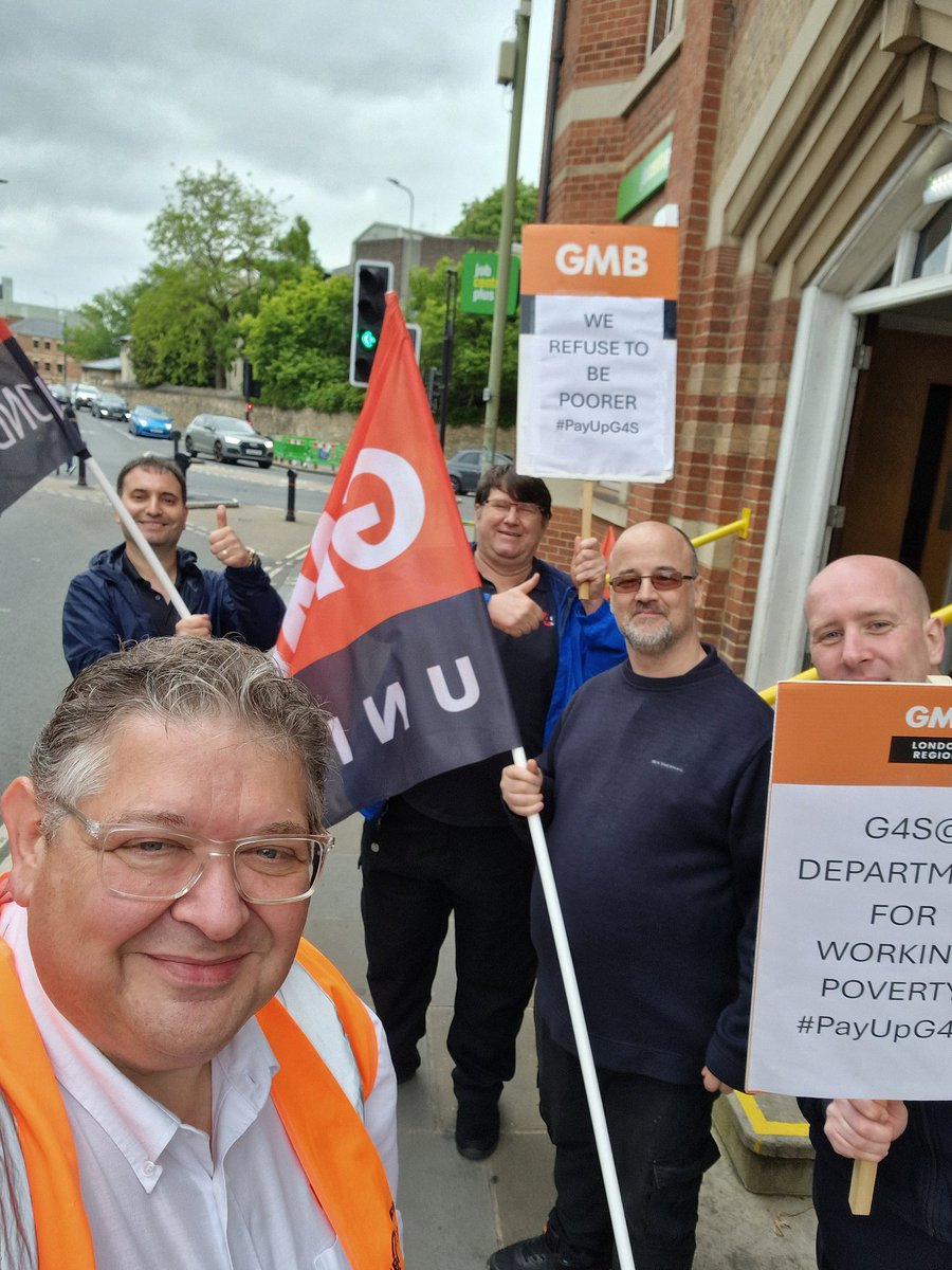 Today in Oxford & elsewhere in the UK @ Job Centers many G4S Security Staff removed their service. This has resulted in fines to G4S #payupG4S #makeworkbetter #membersfirst