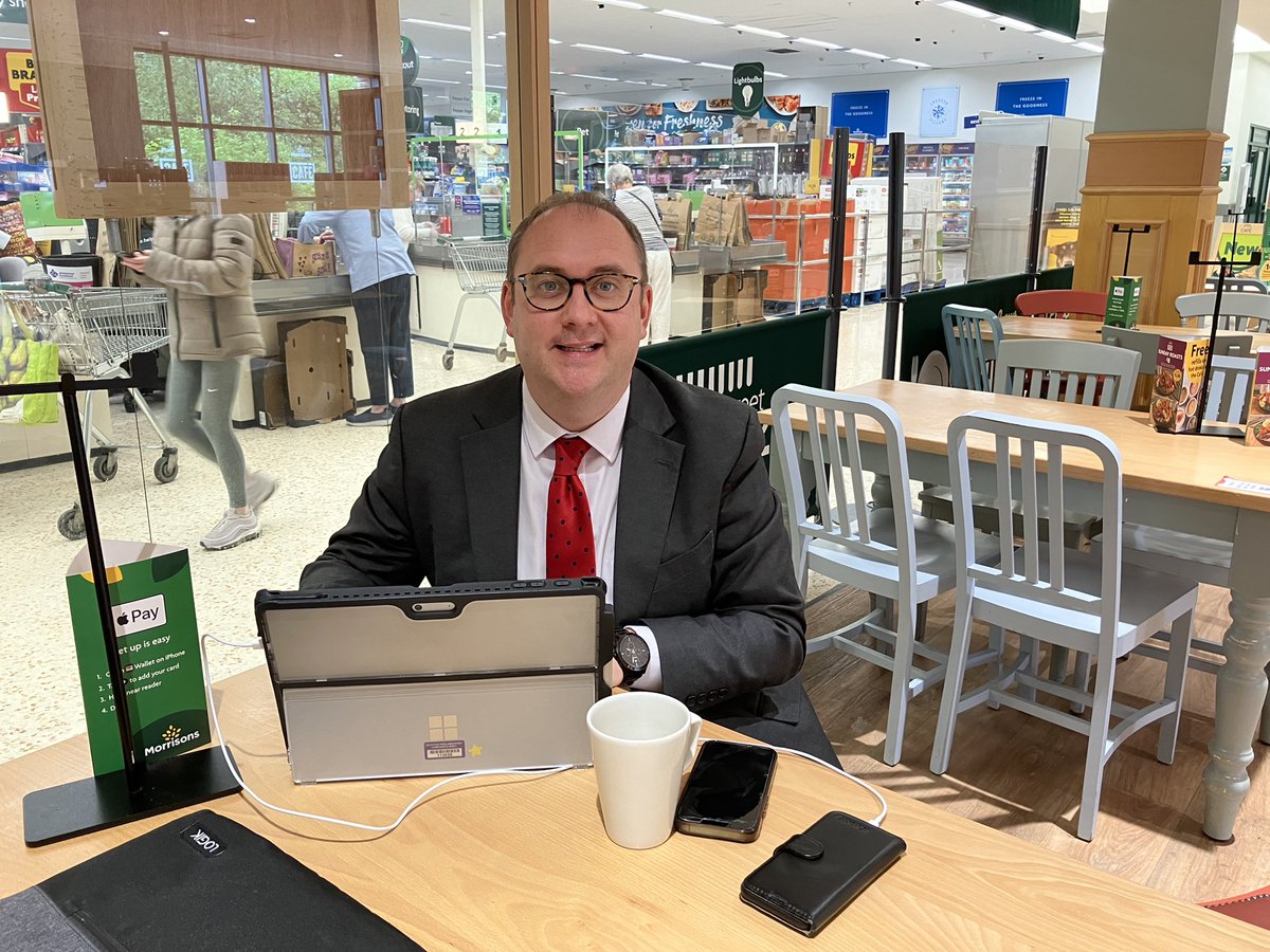Another busy day with surgeries in Linwood and Johnstone. I’m at Mossedge Village and Morrisons cafe every 2nd Monday of the month. If you’re a constituent in West Scotland and you have an issue then please don’t hesitate to get in touch 👇 paulokanemsp.scot