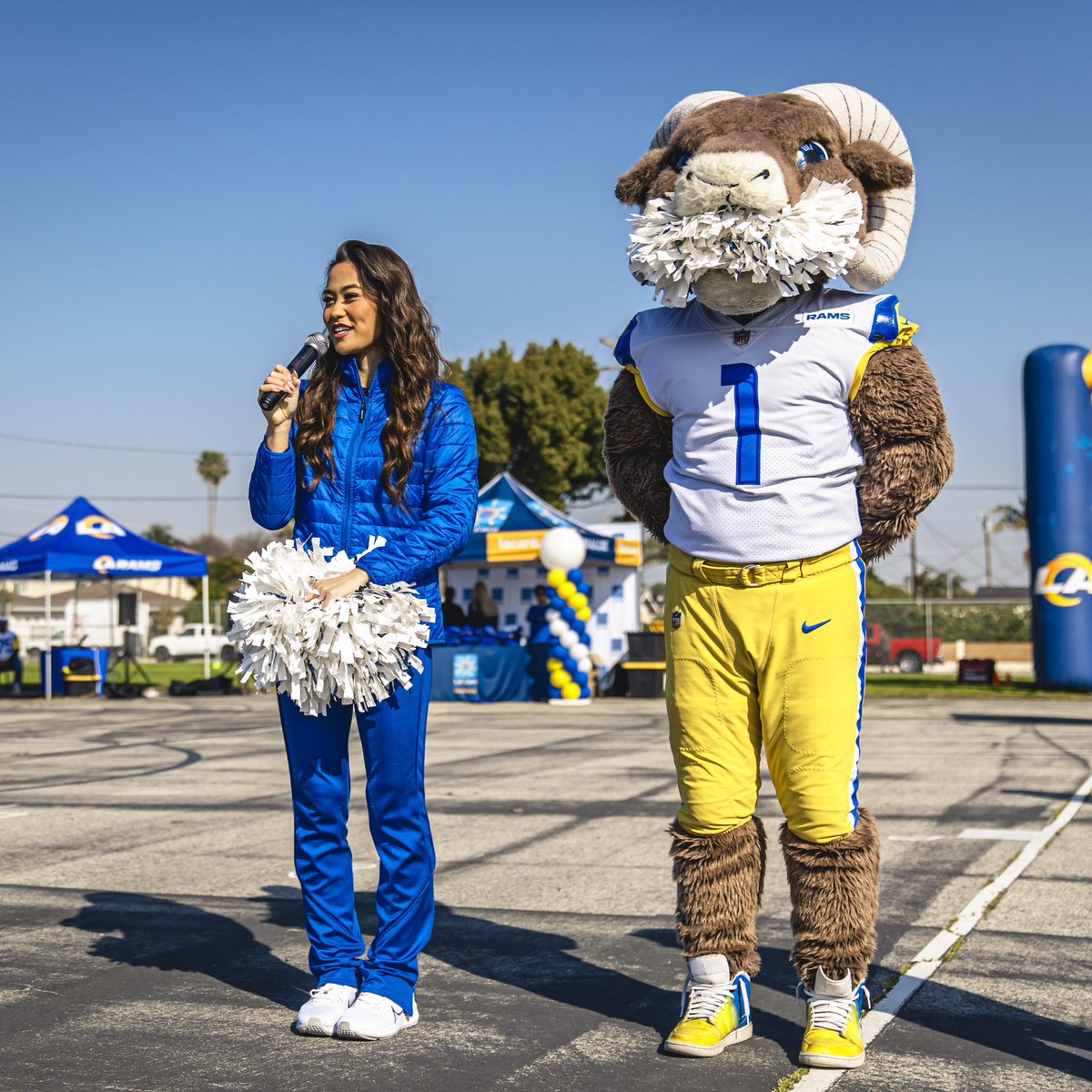 Do I have something in my teeth? 🧐 #RamsHouse #MondayMotivation