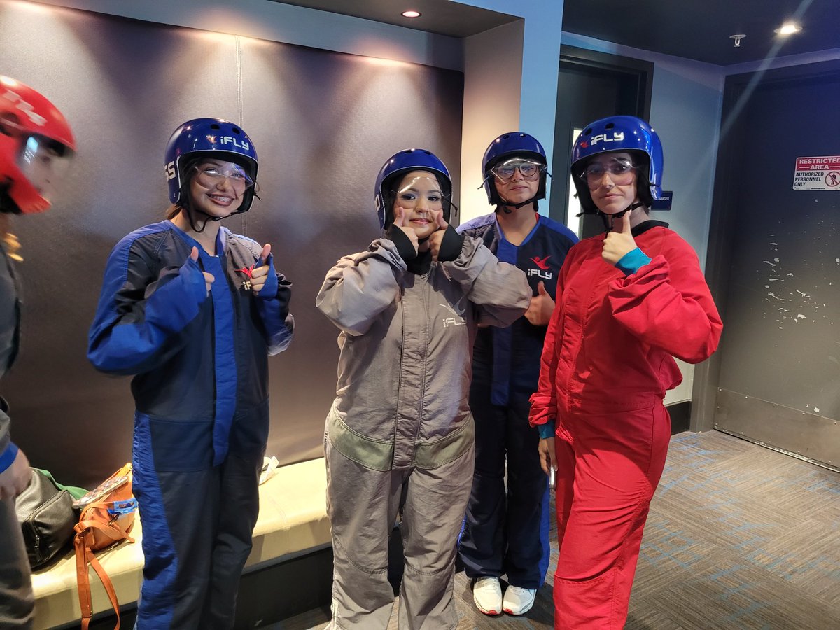 cywashington201's tweet photo. Flying into Monday at iFly! Getting prepared to take flight! @HumbleISD @HumbleISD_HHS https://t.co/0LC2lBmJ5g