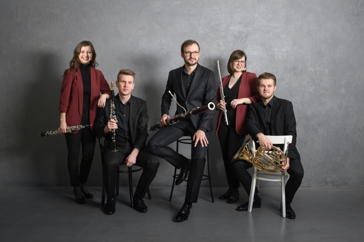 The remarkable Alinde Quintet, a prizewinning ensemble at the Carl Nielsen Chamber Music Competition in Copenhagen in 2023, is coming to perform an all-Czech programme at the @chilternarts Festival tomorrow and the @NewburyFestival on Friday! #WeAreMusic london.czechcentres.cz/en/program/ali…