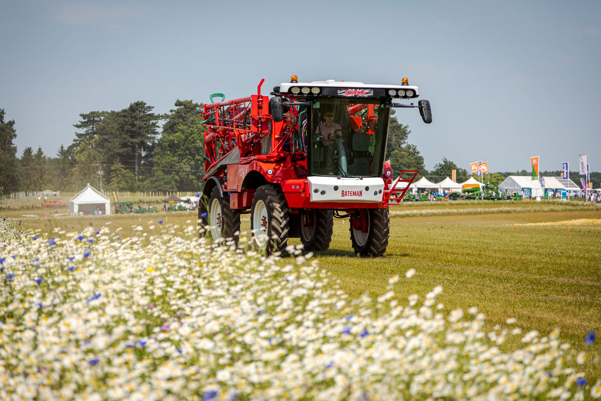 Batemansprayers's tweet photo. We’re looking forward to returning to @CerealsEvent next month - hopefully the sun will be as kind as it was last year!

Visit Stand 912 at Newnham Farm in Hertfordshire over 11-12 June to see our market-leading RB35 crop sprayer.

#BatemanSprayers #CropSprayers https://t.co/B0UqZ82kVl