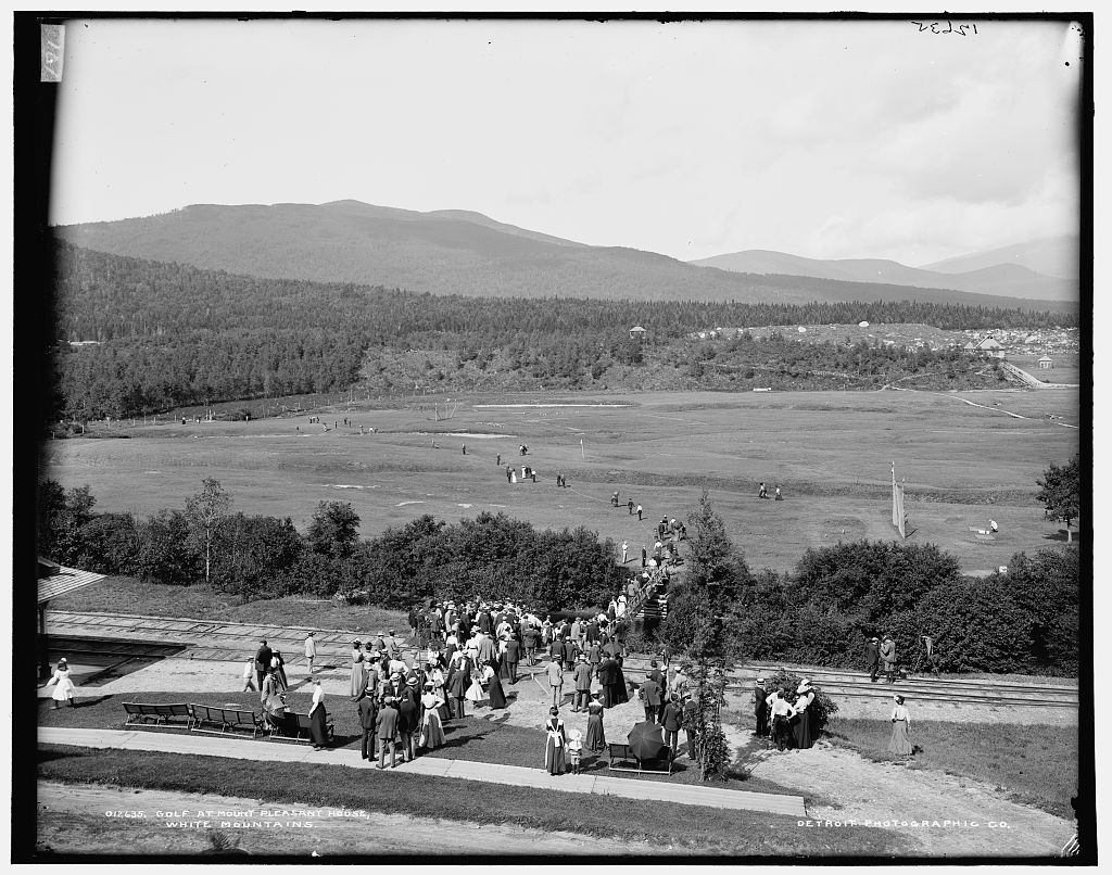 Golf at Mount Pleasant House, White Mountains Detroit Publishing Co., publisher [between 1890 and 1901] #Vintage #Photography loc.gov/item/201680197…