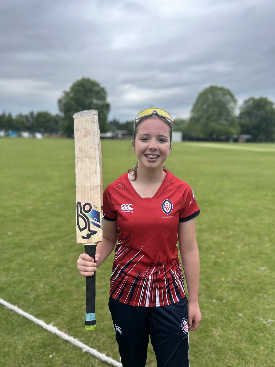 The U15 girls progress to the next round of the T20 <a href="/schoolsportmag/">schoolsport magazine</a> cup. Well done to Katie H for her 81, helping King’s set 202/4. Some tight bowling and fielding meant they won by 81 runs. ☀️🏏 #TeamKings