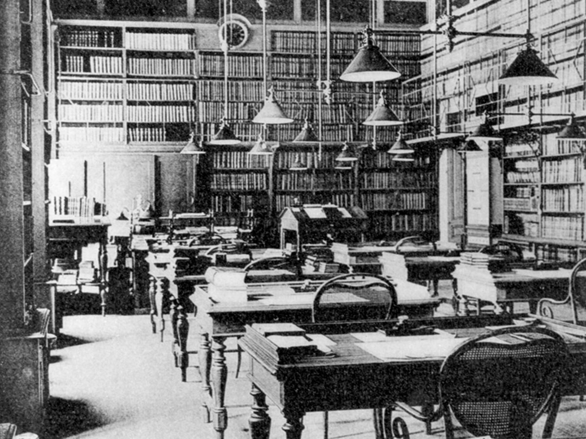 Am vergangenen Samstag feierte die Parlamentsbibliothek ihren 155. Geburtstag. 🎈 Seither ist ihr Bestand von 6.000 auf 370.000 Bücher angewachsen. 🏛️📚 Ein Ausflug in die Geschichte der Parlamentsbibliothek und ihren prägenden Persönlichkeiten: parl.at/faM-