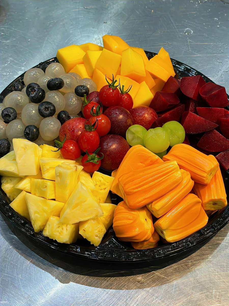 SadRabbita's tweet image. There is light in your eyes and love in your heart,
Try to live the way you like most.
Monday, good morning
It’s a new week, come on