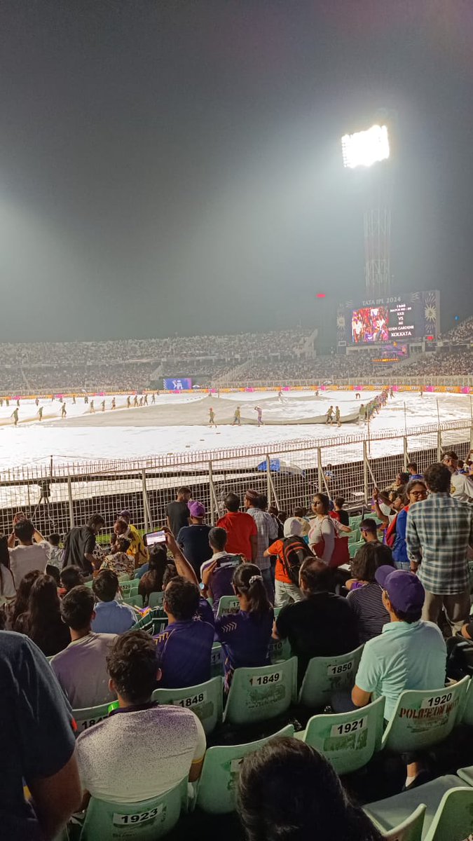 Kudos to the drainage system and the groundsmen of Eden Gardens for making sure that the match between KKR and MI start soon after the rain stopped on Saturday. Eden Gardens is one of the rare stadiums where the whole ground is covered, not only the pitch. The best stadium for…