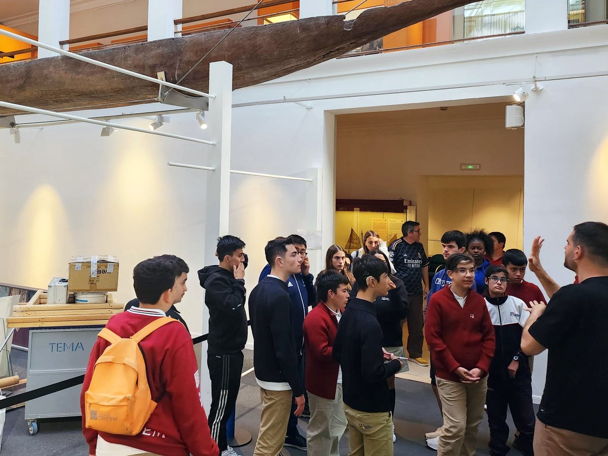 ColegioGaudem's tweet photo. Los alumnos del aula Turquesa, Morada y #ProgramasProfesionales visitan el @MNdAntropologia para conocer cuestiones del ser humano como su pasado, costumbres, aspectos culturales y tradicionales 🤩
#Colegio #Gaudem > #UnProyectoSingular en #Madrid #ComunidadSorda #LenguaDeSignos https://t.co/BAQA5HwBjK
