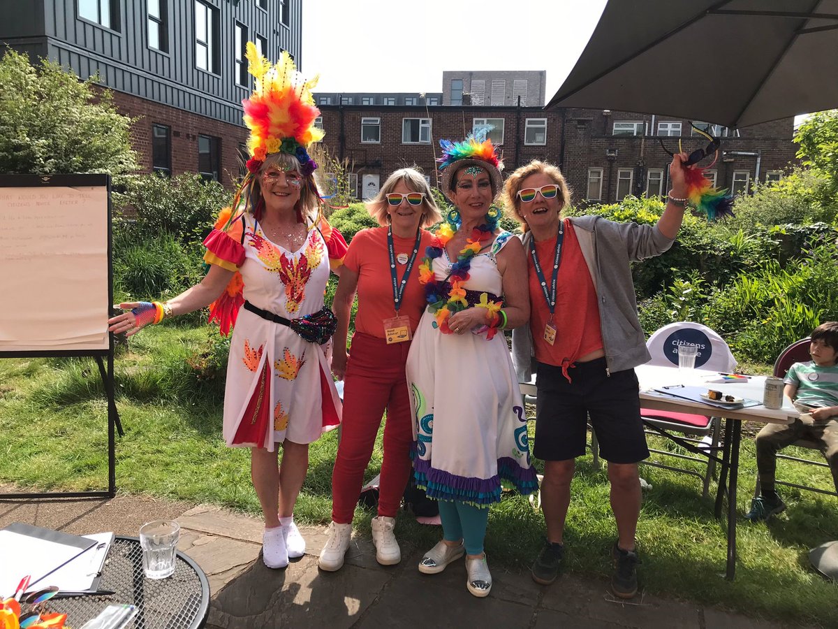 ExeterCAB's tweet image. Our fabulous team were out in full force for @ExeterPride at the weekend 🌈
Great to be surrounded by so many other organisations and to meet so many wonderful individuals 
❤️🧡💛💚💙💜
#Exeter #exeterpride #adviceforeveryone