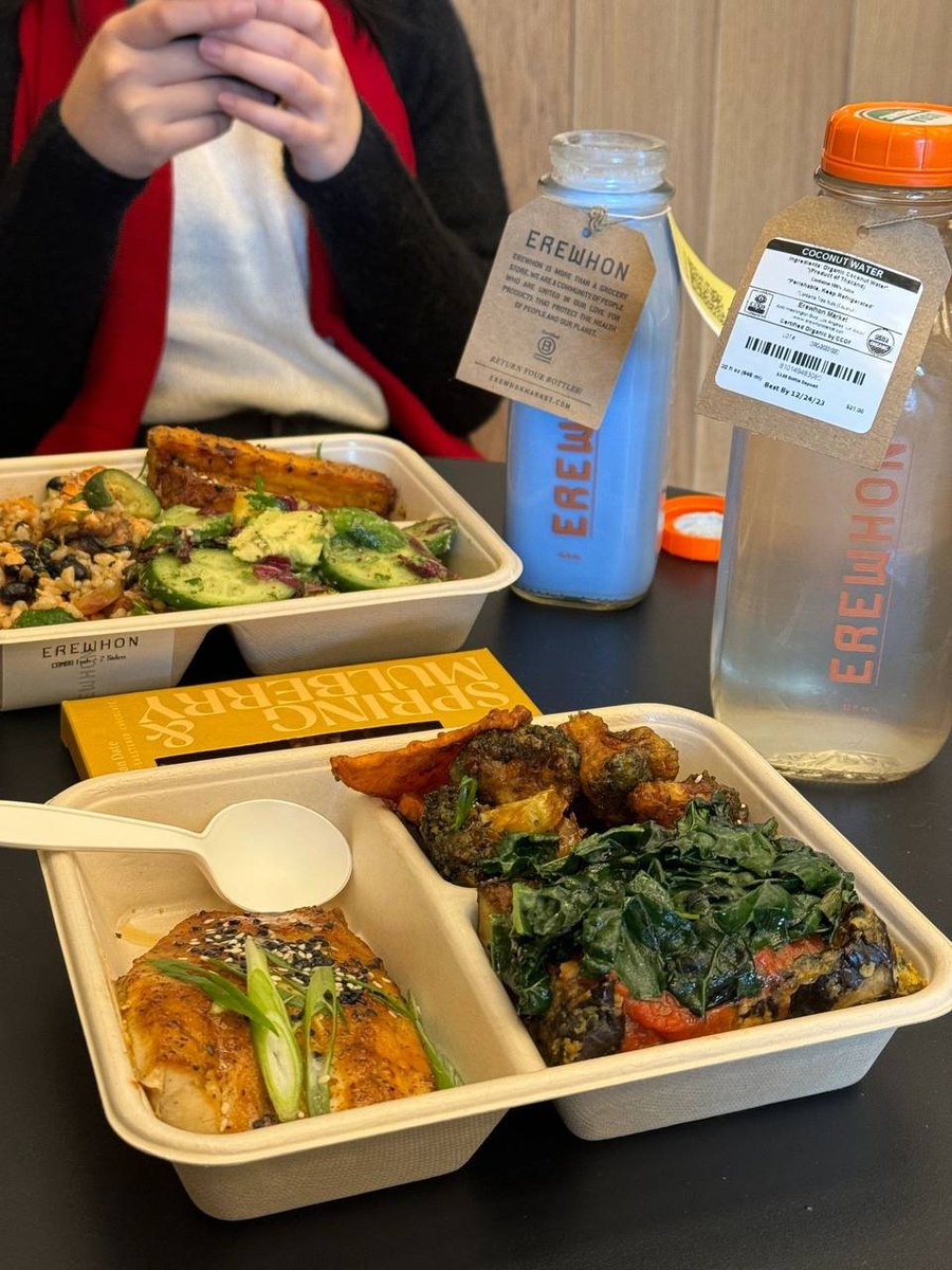 Listentothera96's tweet image. I like this when I randomly find a restaurant on the street. Sometimes it brings me different surprises. When I find a delicious restaurant, I can have a happy day🥰🥰🥰