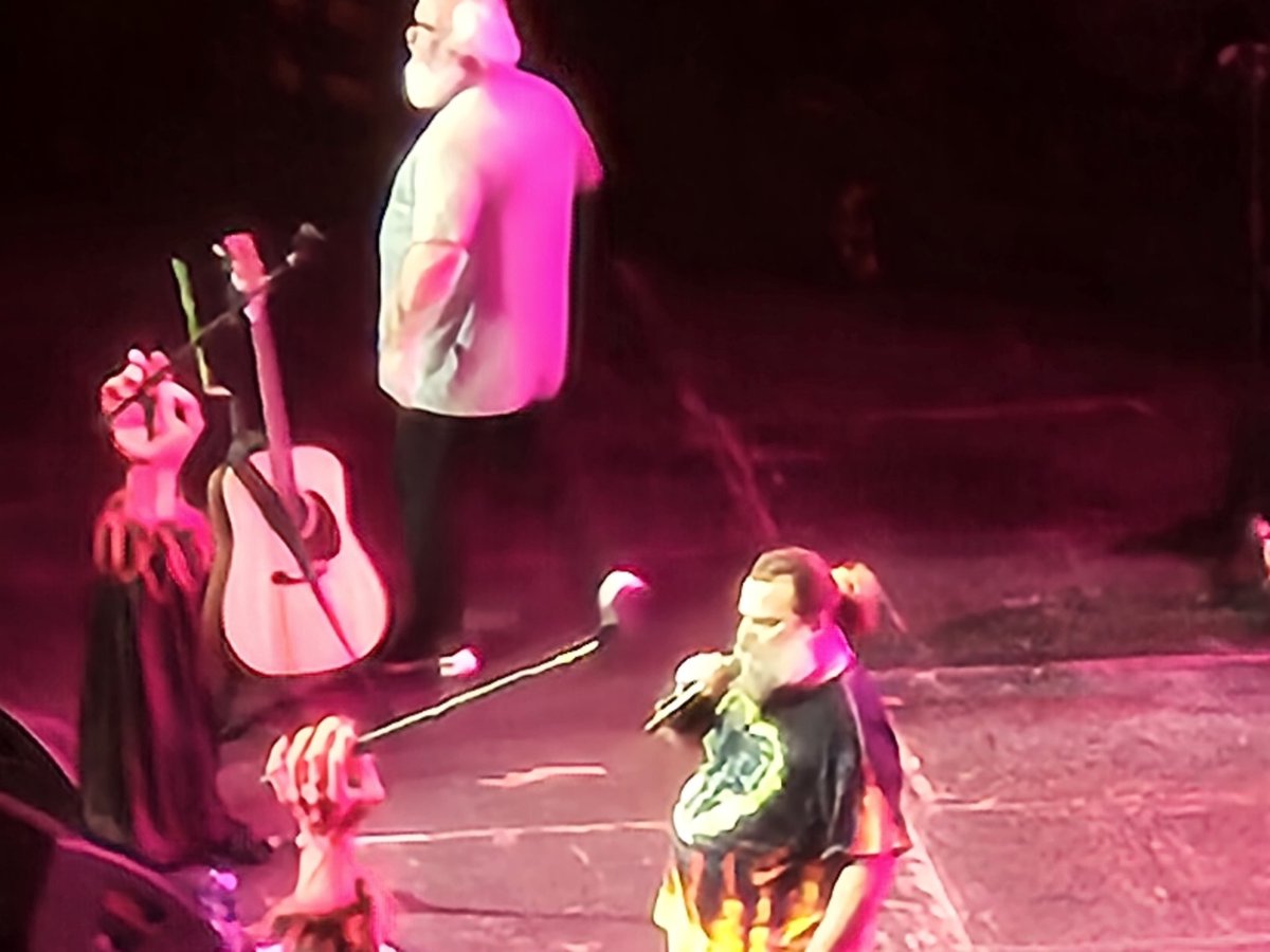 FoxieYorkie's tweet photo. Thursday we popped through to Glasgow to watch the legendary @tenaciousd https://t.co/mZFlsCdYKd