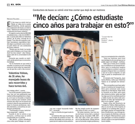 DTPMet's tweet photo. Manejar buses de @Red_Movilidad ha sido una oportunidad para más de mil mujeres. 👩🏻🚍 María Valentina Veloso pasó de ser matrona a conductora del transporte público, profesión que le cambió la vida. 

👇 Lee más, en @lun
https://t.co/xlWlfG48es https://t.co/jpk5RQmgAQ