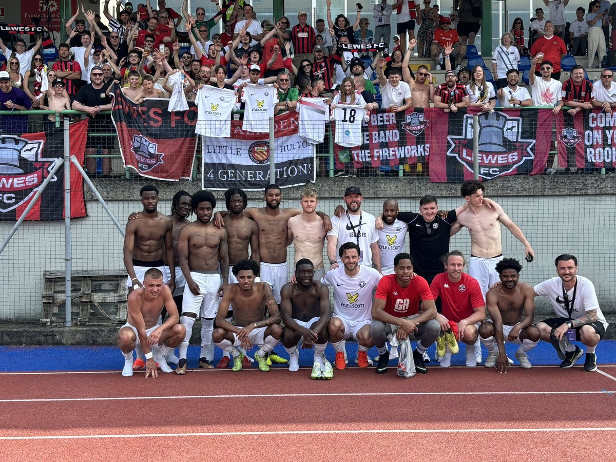 Massive thank you to @LewesFCMen boys for the trip great way to end a world wind of a season, onwards and upwards next season wherever that might be 💪⚽️. #football