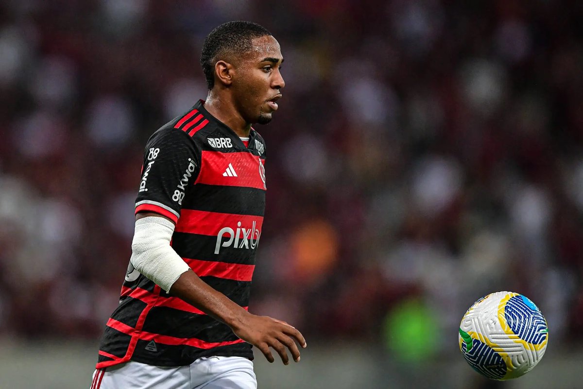 🇧🇷 In 5 starts for Flamengo’s first team Lorran has 5 goal contributions (2 goals and 3 assists). #LFC reportedly among a host of clubs who have tracked the 17 year old winger’s progress. ✍️ For @AnfieldIndex I looked at him and two other players who Michael Edwards could