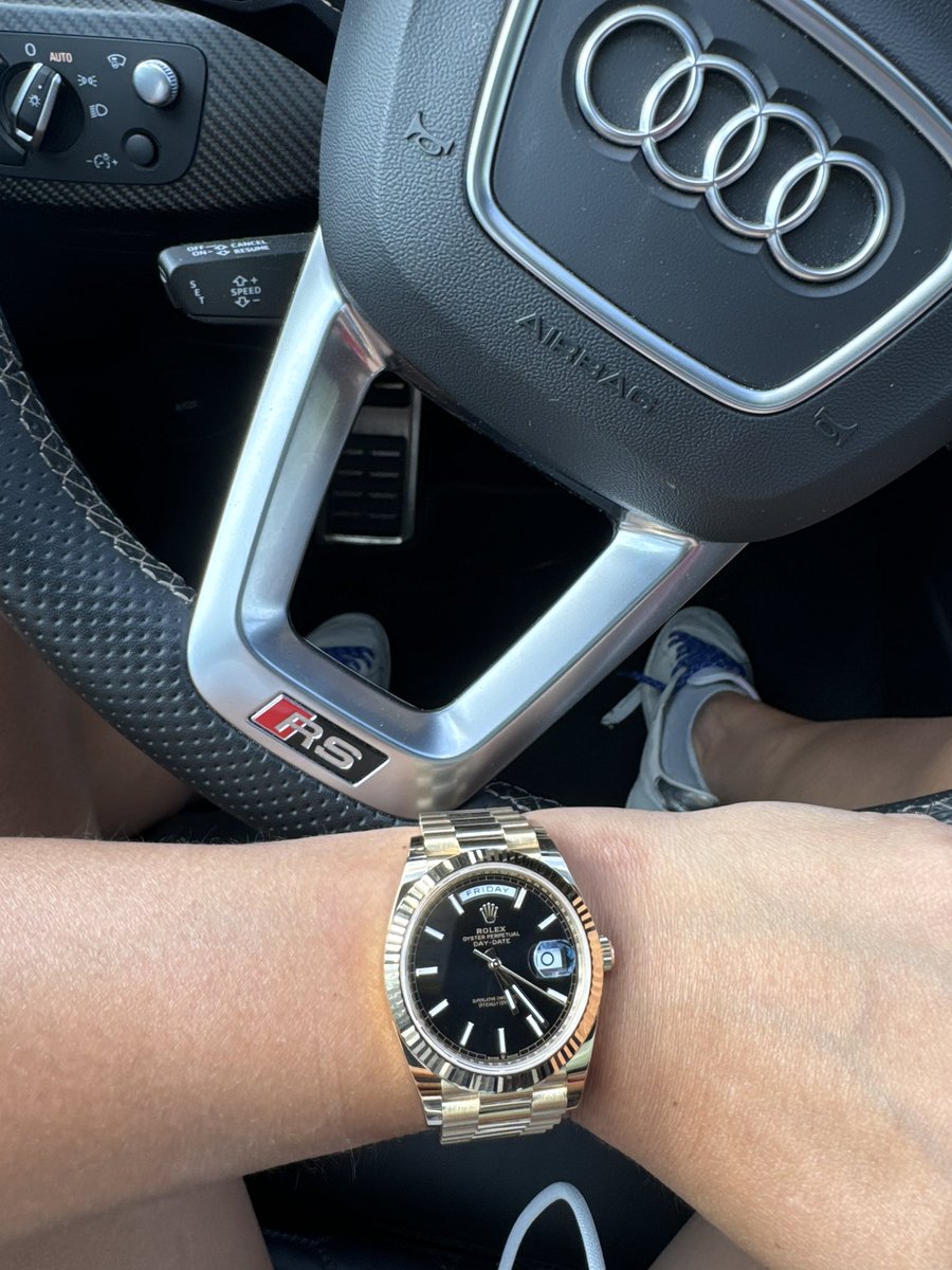 this is what’s possible if you start something and take it seriously. 

started less than a year ago and since then have had multiple $50k+ months, bought an audi rs5, and now a day date.  

get a mentor and take it seriously