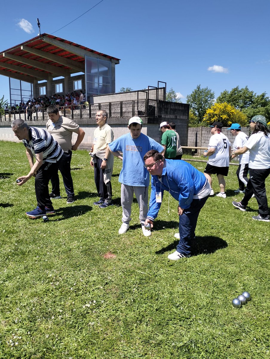 AsociacionAspas's tweet photo. Autonómico de Campo a Través e Petanca en Sober de @SOGalicia este pasado Sábado. 🥇
#petanca #campoatraves #specialolympics
#asociacionaspas #sober https://t.co/82RfOFBbad