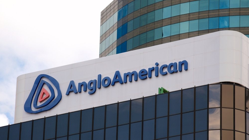 BrazilJournal's tweet photo. MINERAÇÃO. Anglo American rejeita segunda proposta de compra pela BHP https://t.co/05JQtShKyK #NGLOY https://t.co/Dz5FbKyZgM
