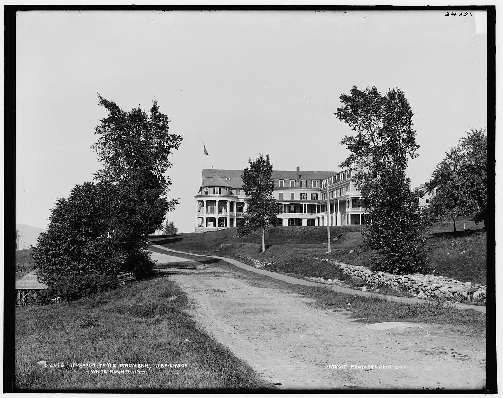 Approach to the Waumbek, Jefferson, White Mountains Detroit Publishing Co., publisher [between 1890 and 1901] #Vintage #Photography loc.gov/item/201680198…