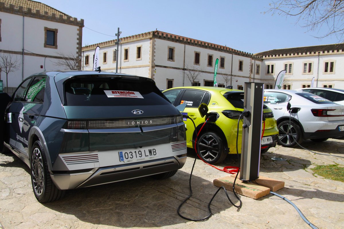 🔎 Primera medición de la huella de carbono de un evento convocado por la RFEDA. 📋 Consulta los detalles aquí: cutt.ly/seeBp2kn 🍀 #MenosEmisionesMismasEmociones