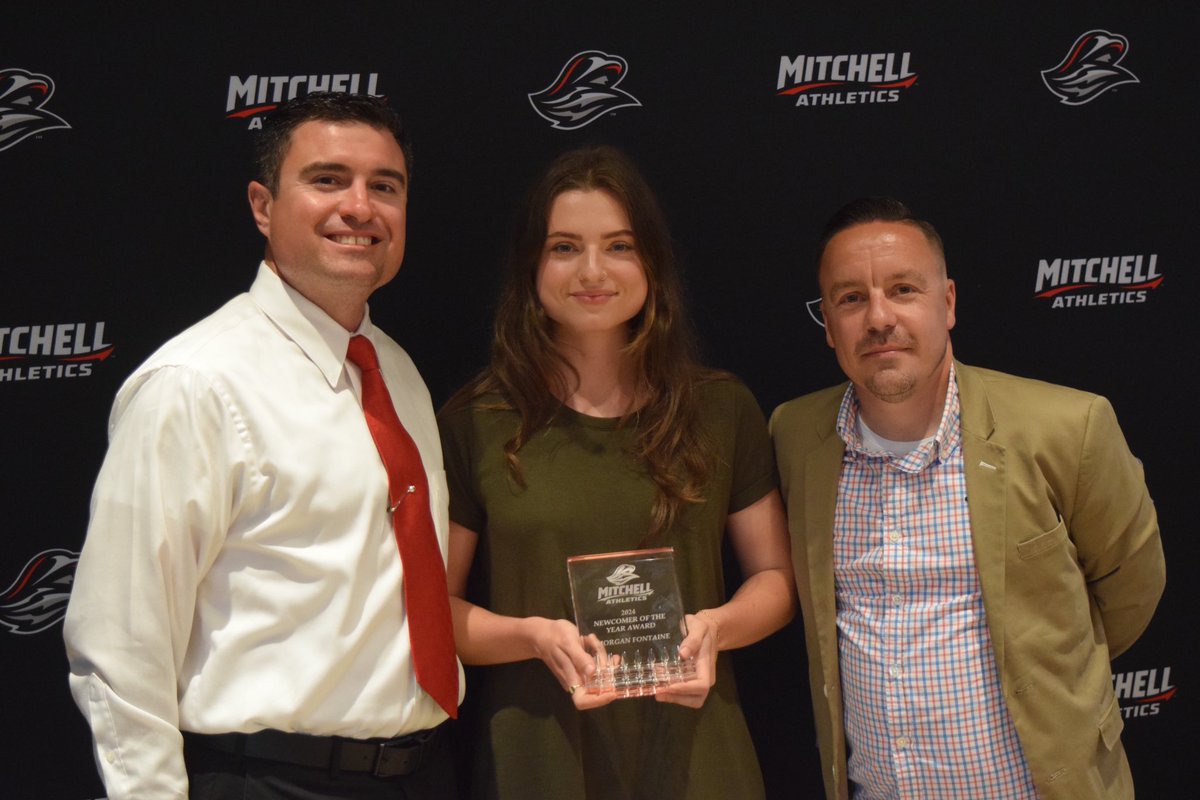 Morgan Fontaine won our Newcomer of the Year Award, presented to the female student-athlete who had the most prolific 1st year as a varsity athlete.

Starting in all 17 games &amp; finishing with 8 goals, 2 assists (team highs), Morgan was named to GNAC All-Rookie Team!

Congrats!!!