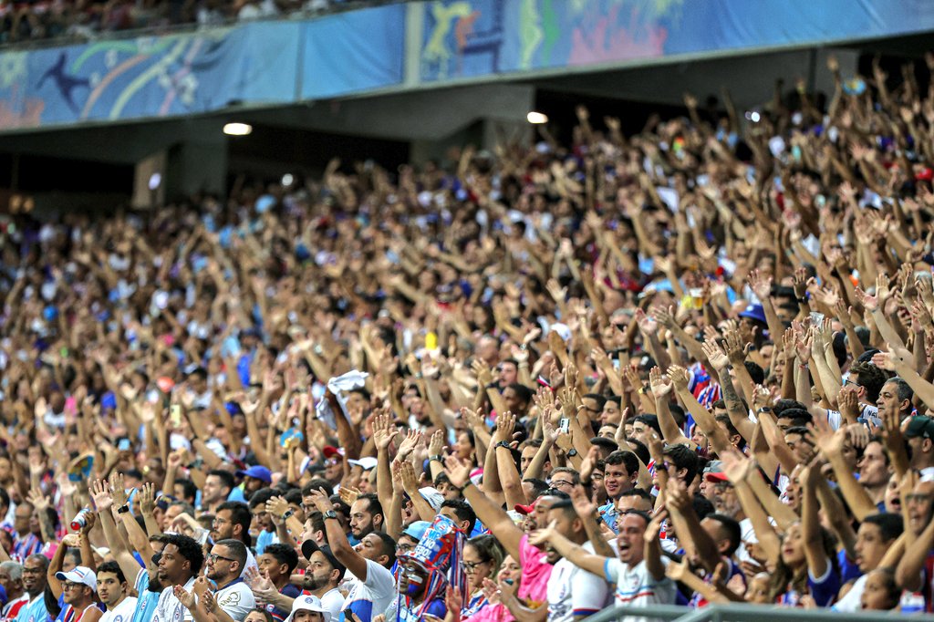 Quase 5⃣0️⃣0️⃣ fotos! Veja a galeria completa de mais um triunfo tricolor no Brasileirão ➡️ flickr.com/photos/esporte… #BBMP