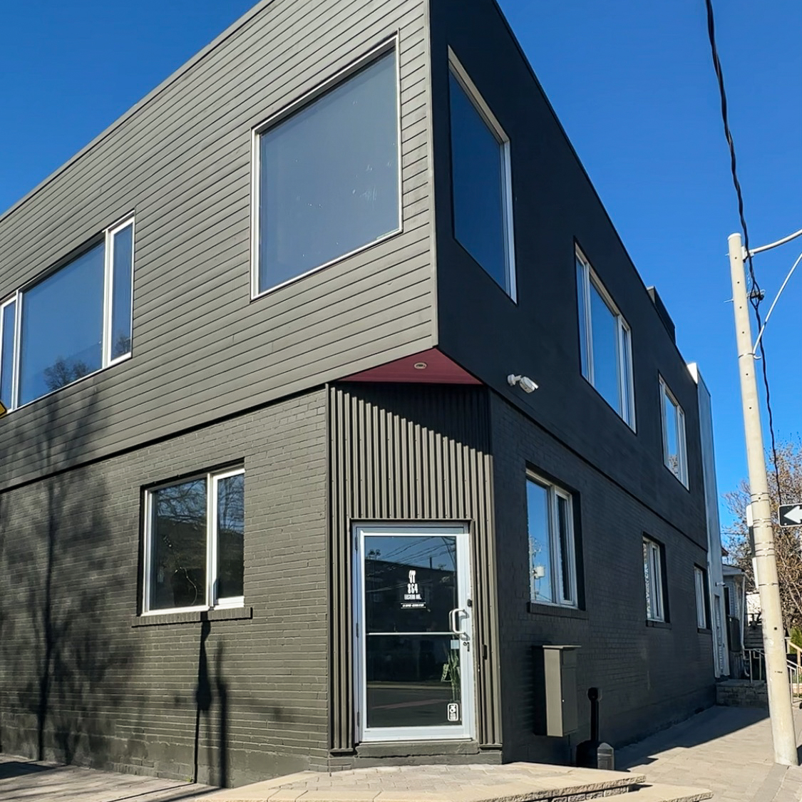 dinealonemusic's tweet photo. Explore an indie record label firsthand! Join Dine Alone Records at @Doors_OpenTo this May 25 & 26 10am- 5pm. Tour our site, meet our staff, and browse our record store. Click the link for more details
#DOT24 #DoorsOpenTo #DoorsOpenToronto #ExploreTO
https://t.co/Y42TnXPRjf https://t.co/Q9WevXASZ7